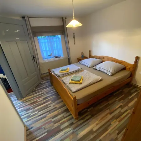 Fewo-lasse-mit-grossem-garten Apartment *